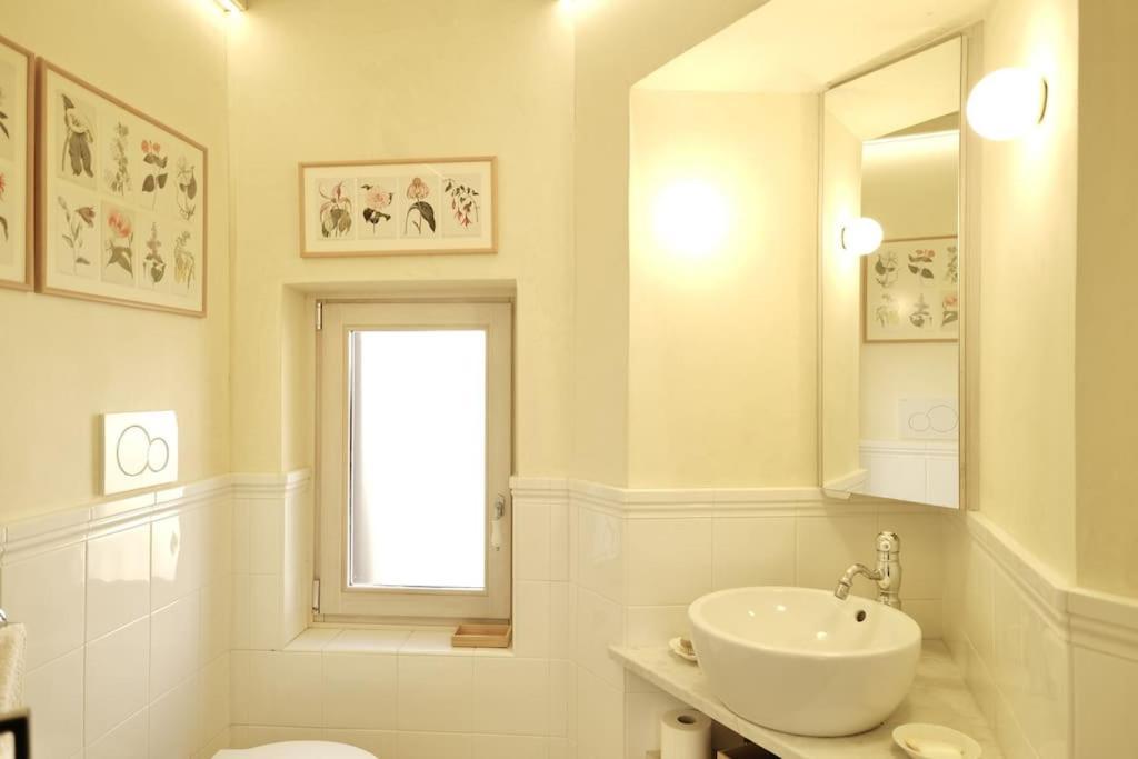 Panoramic Quirinal Penthouse Apartment Rom